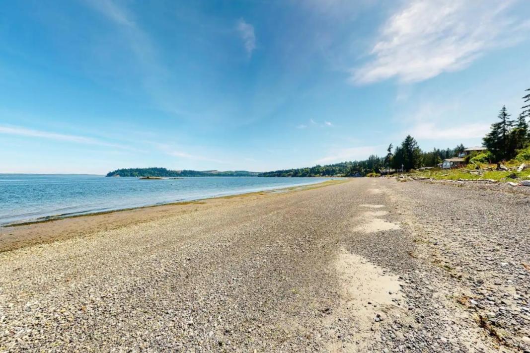 Puget Sound Chic Romantic Cottage With Private Beach Access & Gated Entry Port Ludlow Экстерьер фото